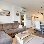 Διαμέρισμα Apartment Beach