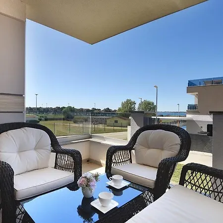 Apartment Beach Medulin